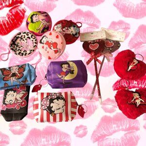 4 PC VALENTINES LOVE BETTY BOOP KEY CHAIN HEARTS MINI WRISTLET RANDOM BUNDLE NEW